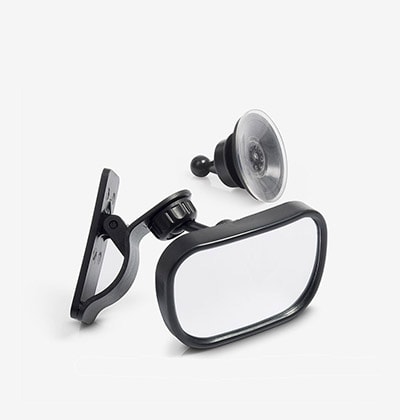 Seat belt for pregnant. Positions properly the car belt on the mom's belly during pregnancy.